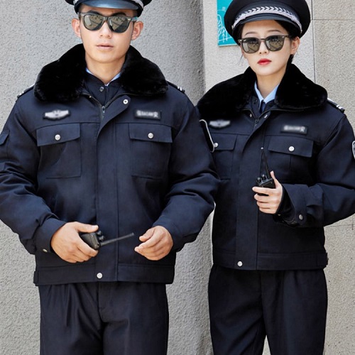 定做保安服應(yīng)該定做什么款式的保安制服？