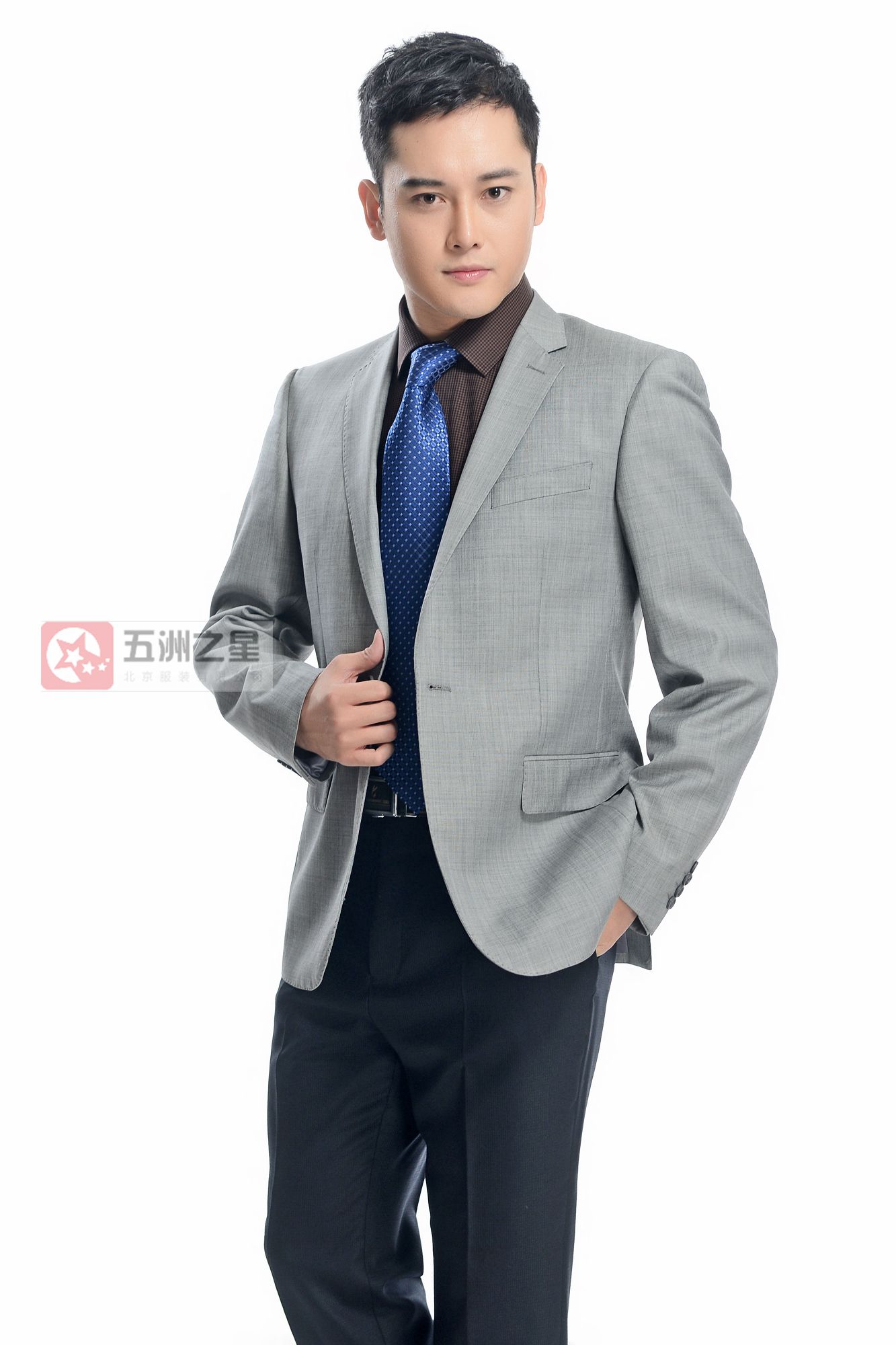 淺灰色單?？勰锌盥殬I(yè)工作服定做模特圖片